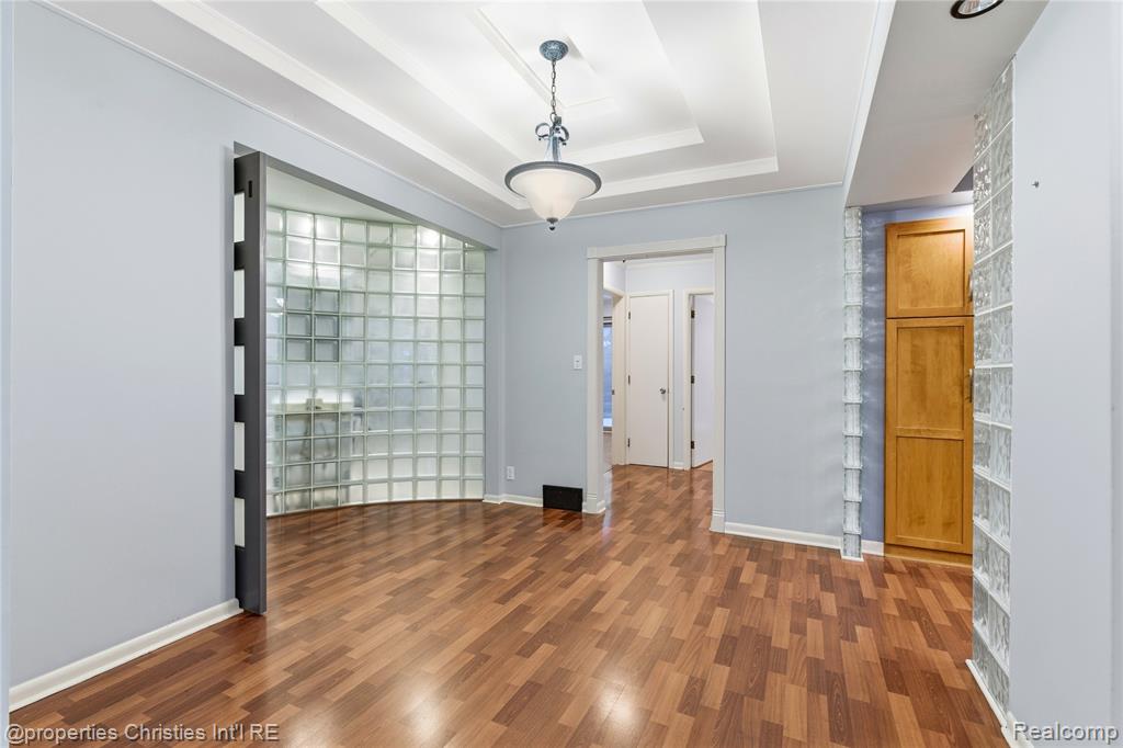466 Touraine Road, Grosse Pointe Farms, MI 48236 — Photo 7
