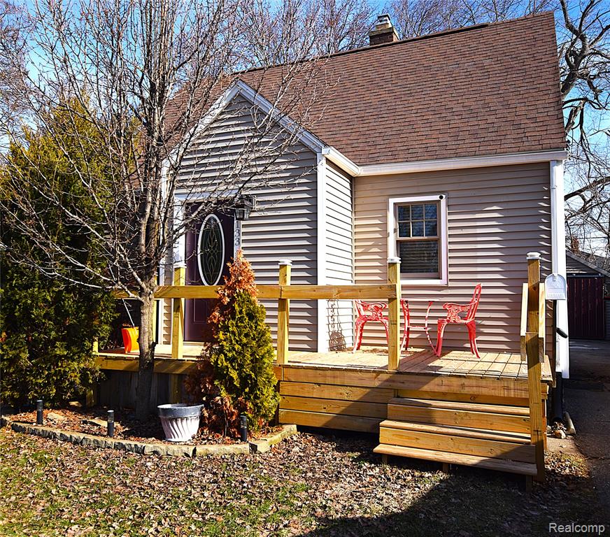 4133 Custer Avenue, Flint, MI 48507 — front exterior