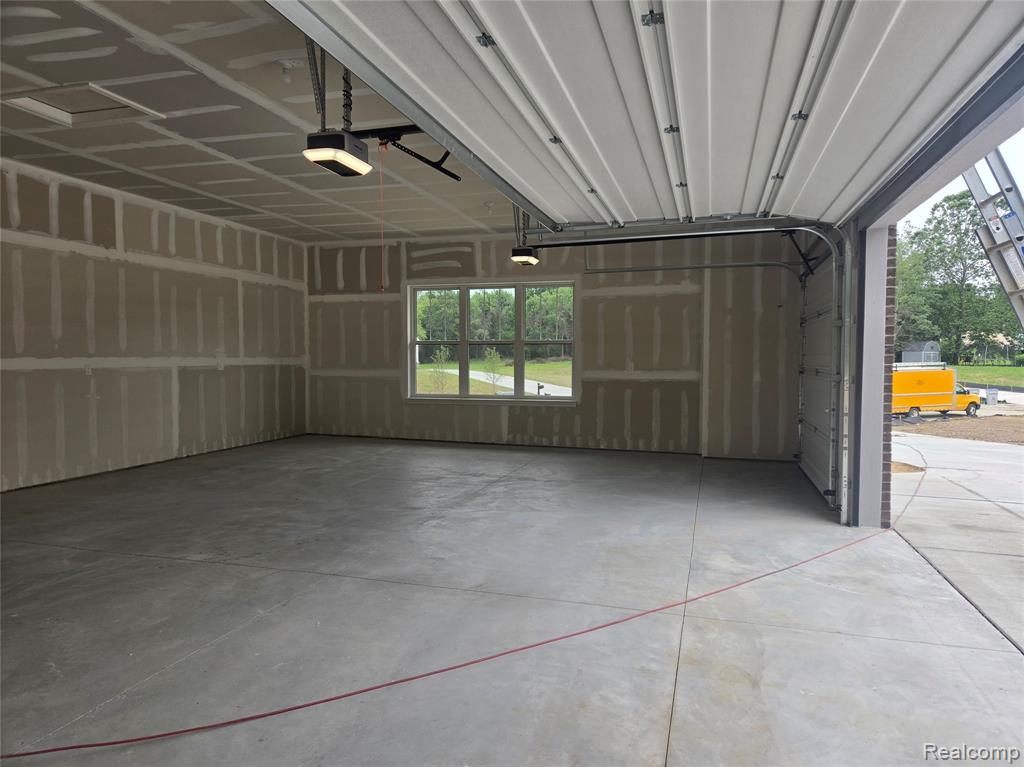 60671 TOWN SQUARE Street, New Hudson, MI 48165 — Photo 3