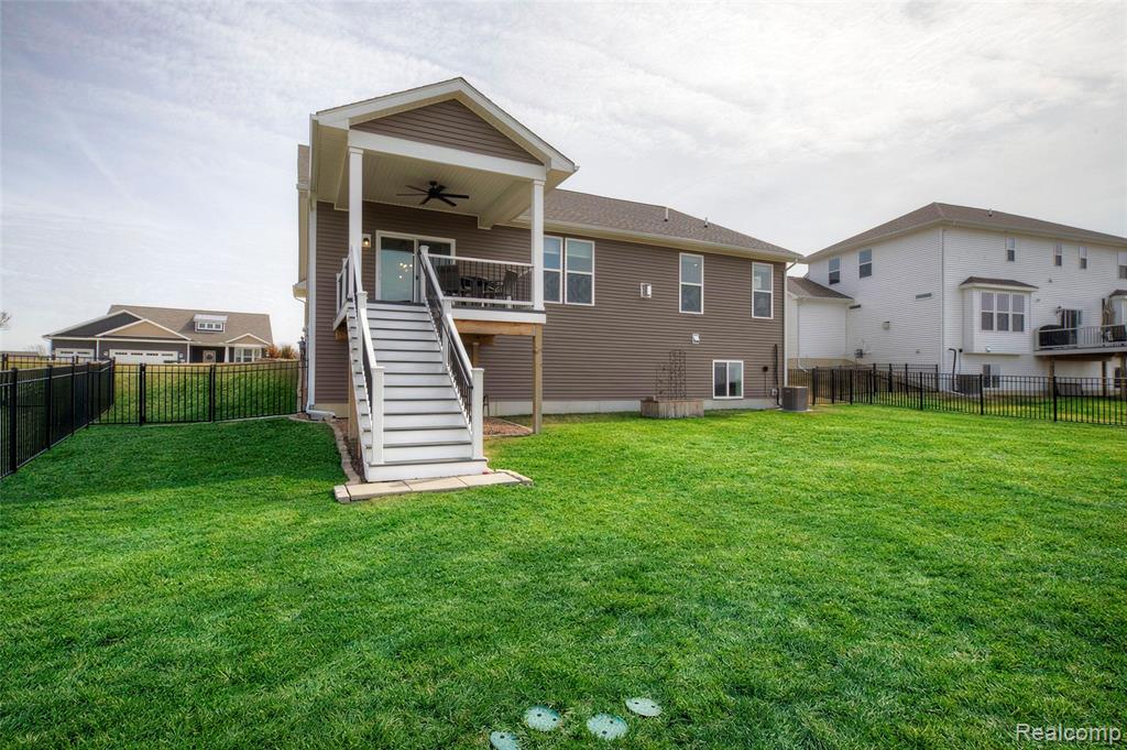 2138 Gambrel Lane, Howell, MI 48843 — Photo 4