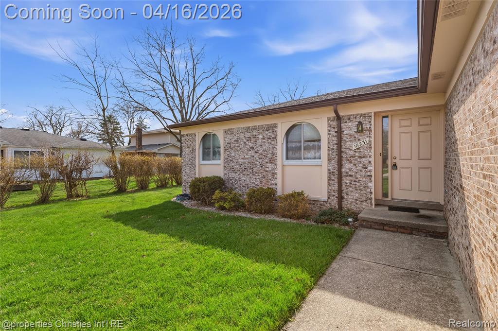 18231 Stamford Street, Livonia, MI, 48152