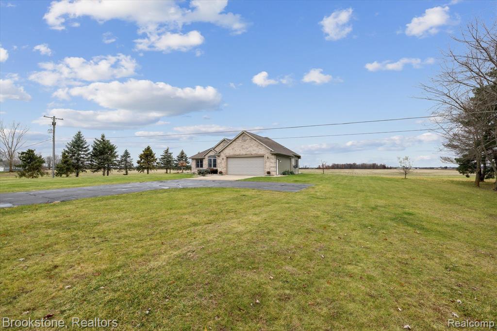 5300 W LAKE Road W, Clio, MI 48420 — Photo 5
