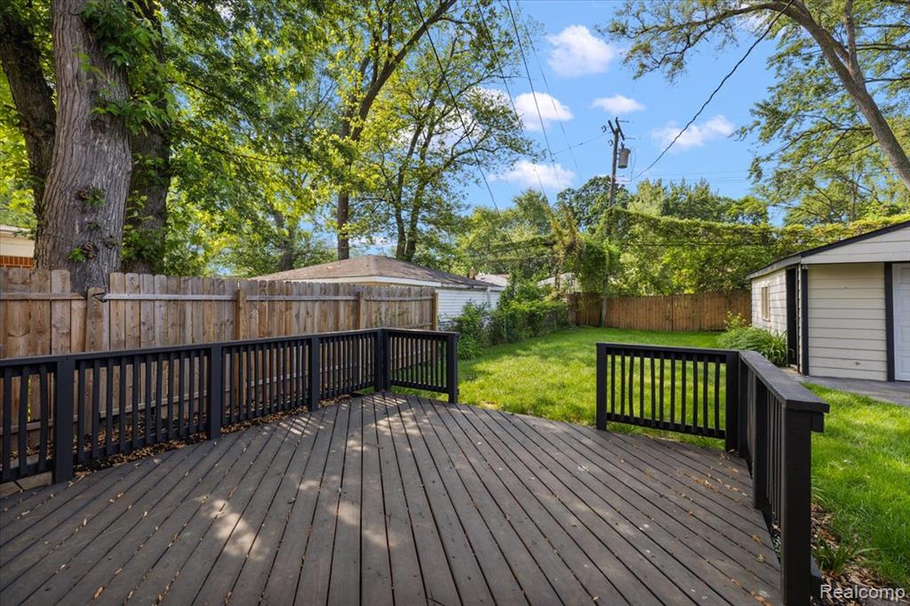 726 Woodlawn Avenue, Royal Oak, MI 48073 — Photo 27