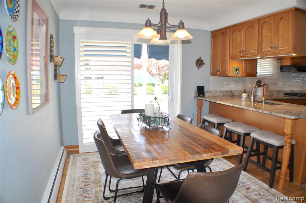 3593 Meadowleigh Lane, Waterford, MI 48329 — Photo 11