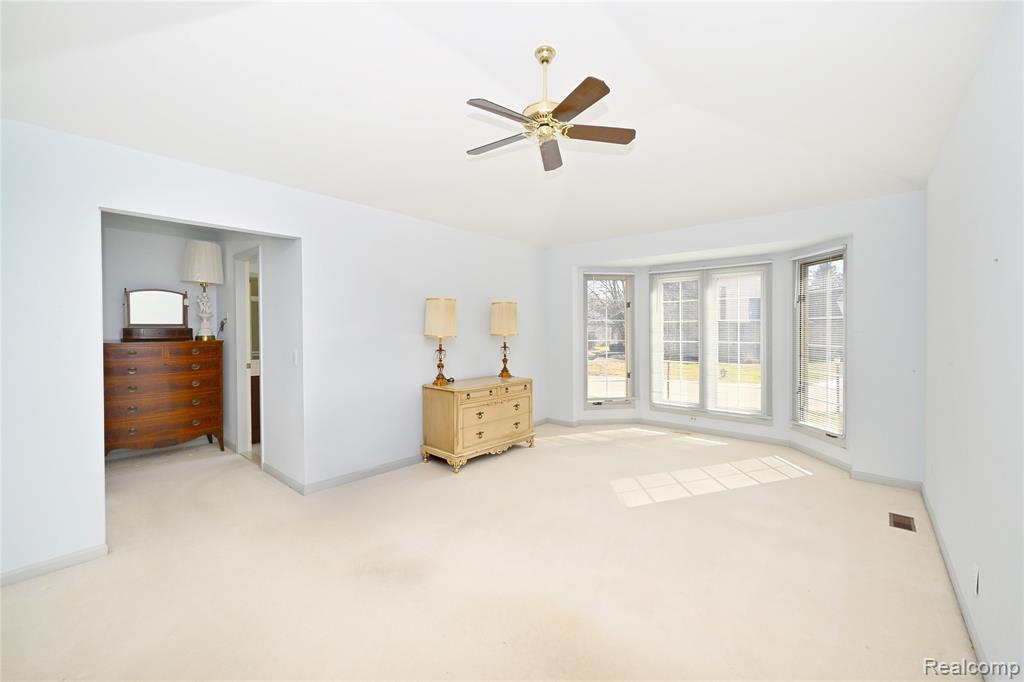 22080 Orchard Way, 37, Beverly Hills, MI 48025 — Photo 23