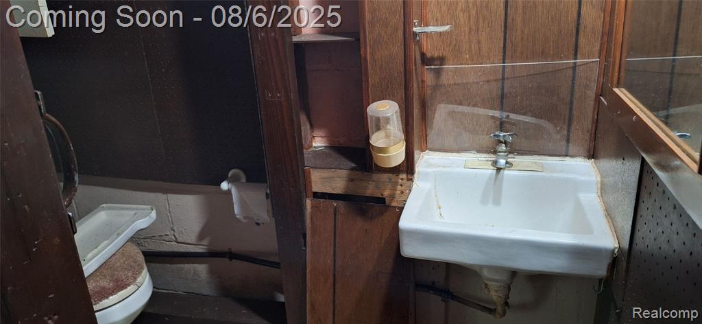 686 Lounsbury Avenue, Pontiac, MI 48340 — Photo 37