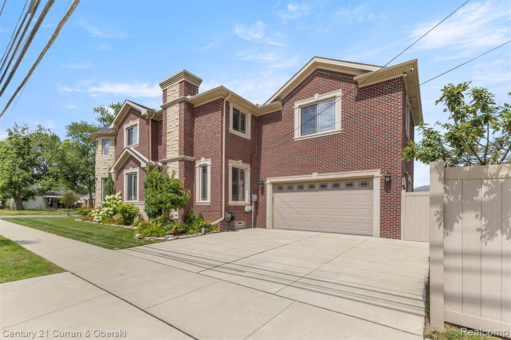 6804 Centralia Street, Dearborn Heights, MI 48127 — Photo 41