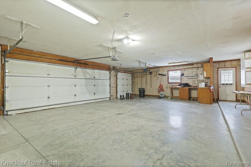 7165 Junction Road, Bridgeport, MI 48722 — Photo 37