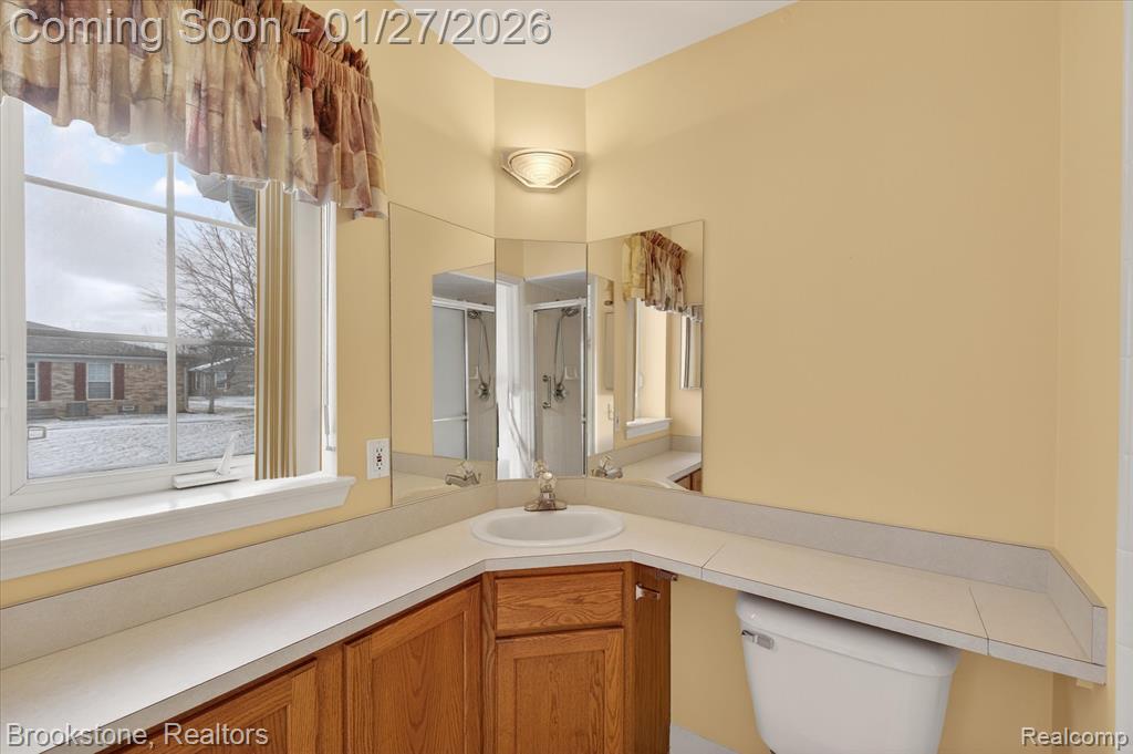 48686 French Creek Court, Utica, MI 48315 — Photo 27