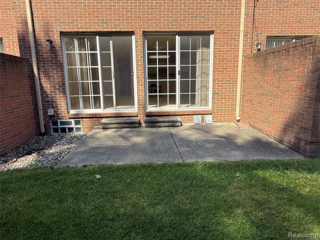 9066 Newport Way, 11, Livonia, MI 48150 — Photo 9
