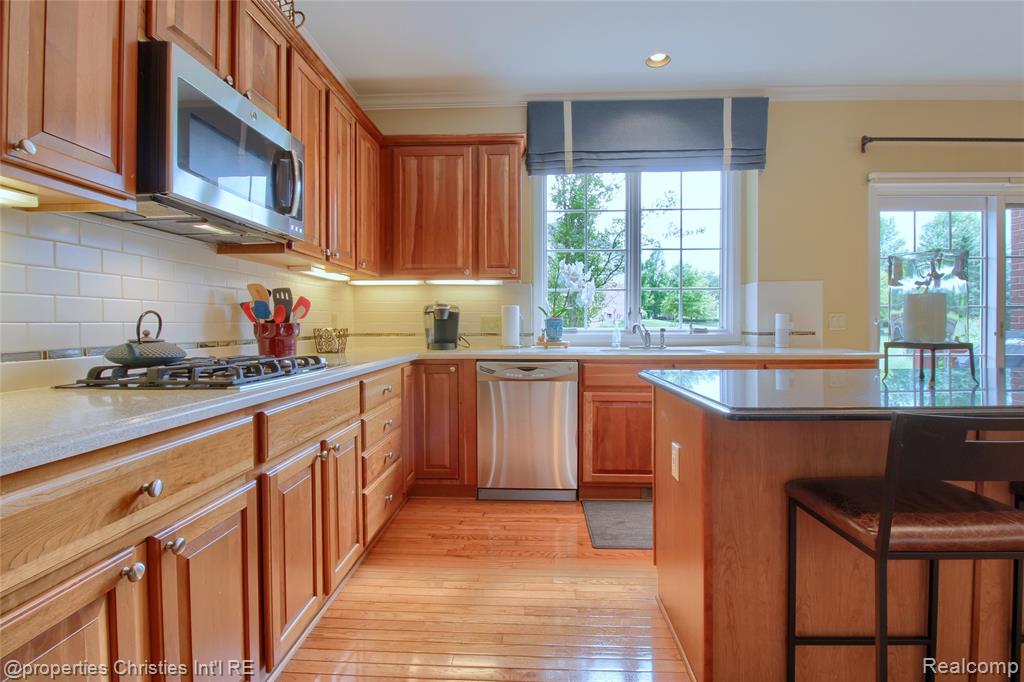 18026 Stonebrook Drive, Northville, MI 48168 — Photo 16