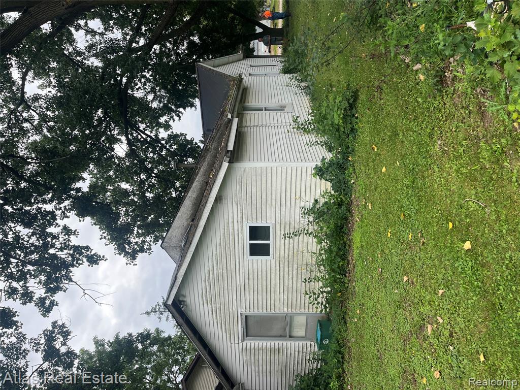 4065 Jefferson Street, Burton, MI 48509 — Photo 4