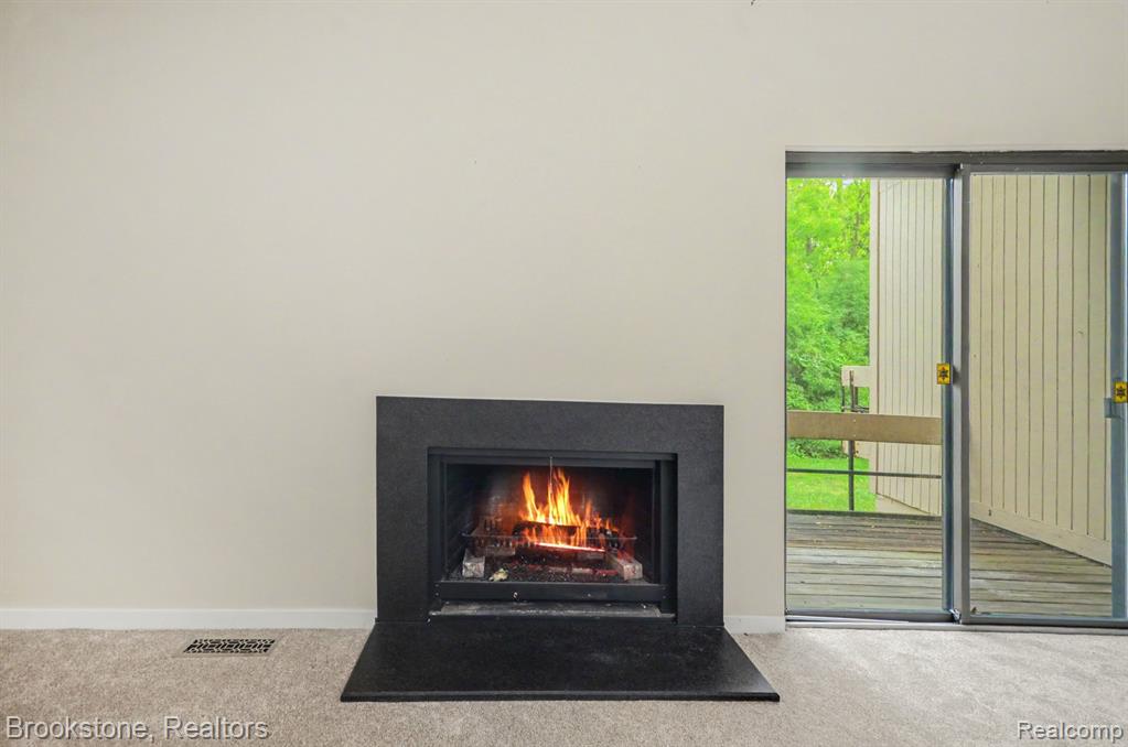 7440 Azalea Court, West Bloomfield, MI — Photo 10