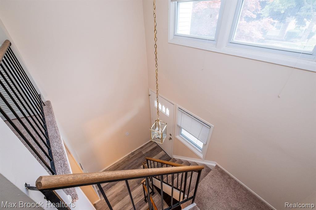 1829 BRENTWOOD Drive, Troy, MI 48098 — Photo 17
