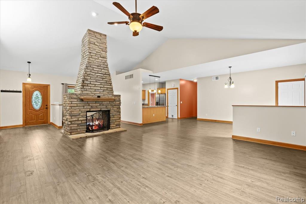 6318 MAPLE Avenue, Swartz Creek, MI 48473 — Photo 9