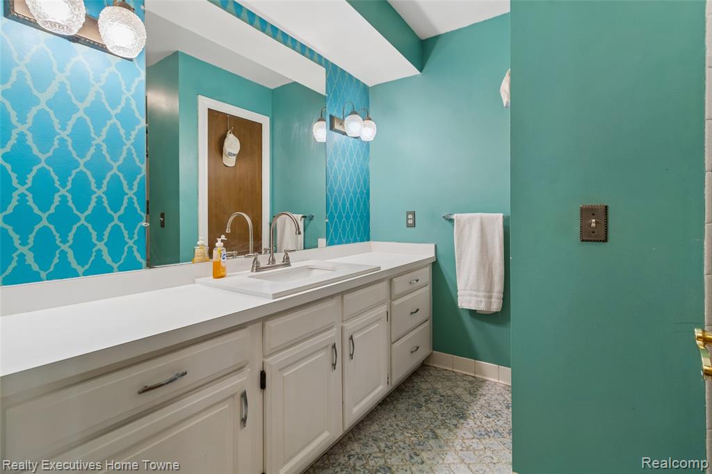 75095 Mackey Road, Richmond, MI 48062 — Photo 16