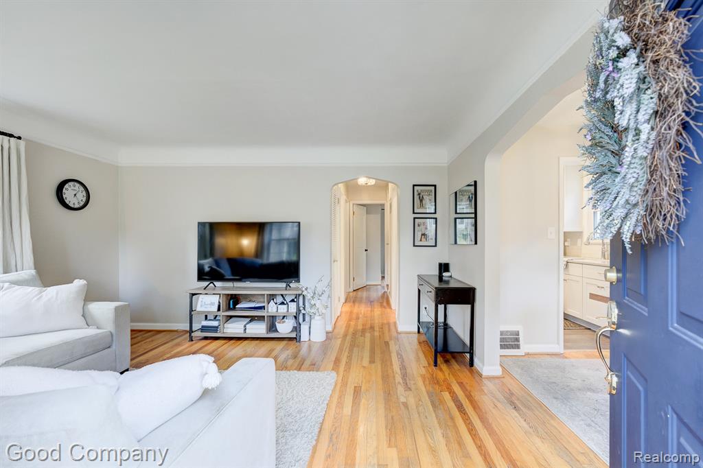 921 N Alexander Avenue, Royal Oak, MI 48067 — Photo 2