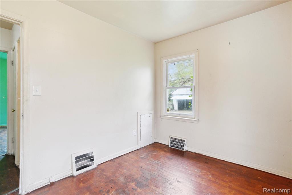 7731 EVERGREEN Avenue, Detroit, MI 48228 — Photo 17