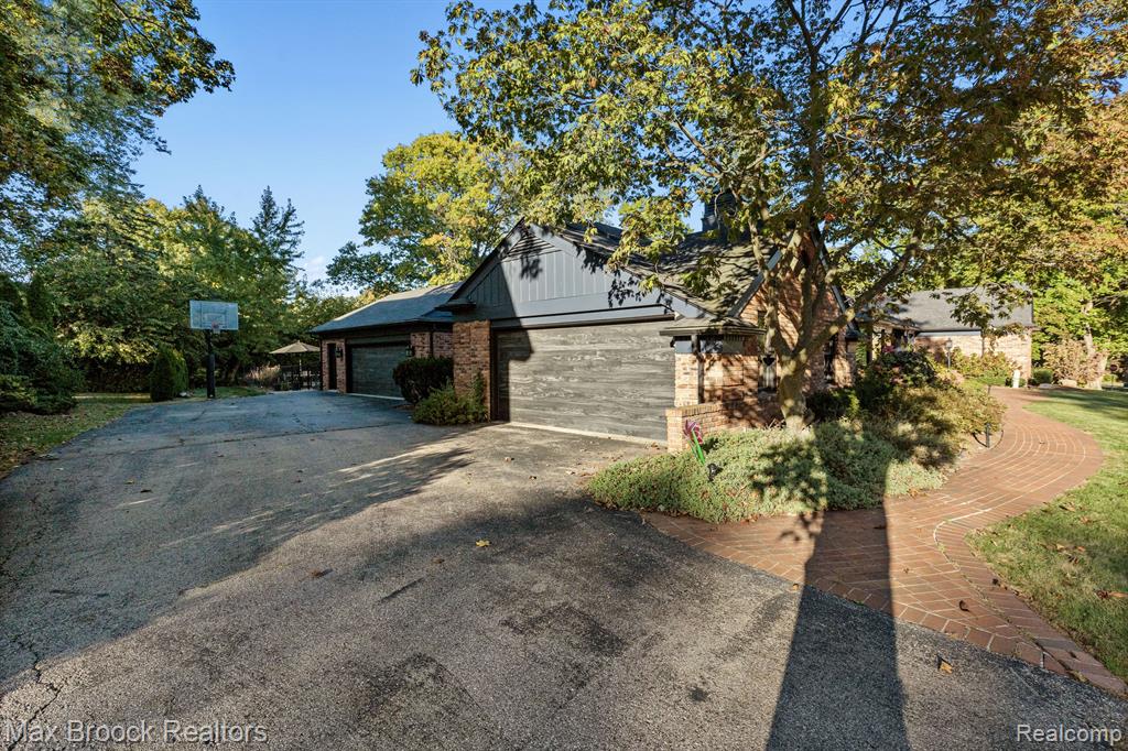 4165 NEARBROOK Road, Bloomfield Hills, MI 48302 — Photo 44