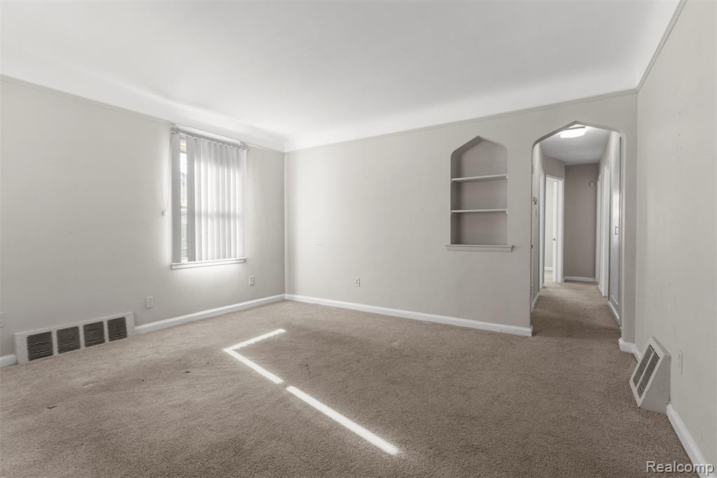 7521 N Silvery Lane, Dearborn Heights, MI 48127 — Photo 5