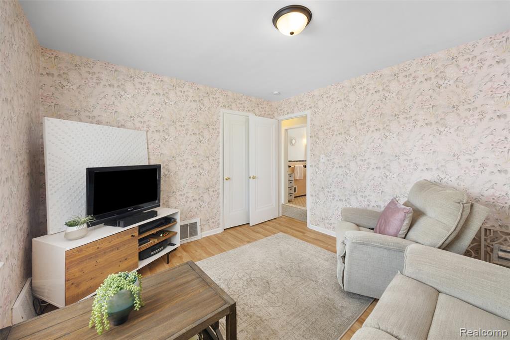 7814 Park Avenue, Allen Park, MI 48101 — Photo 13