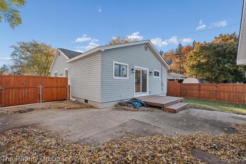 5235 Drayton Road, Clarkston, MI — Photo 41