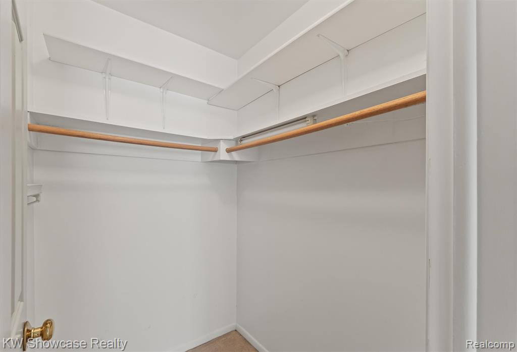 6933 Pebble Park Circle, 83, West Bloomfield, MI — Photo 13