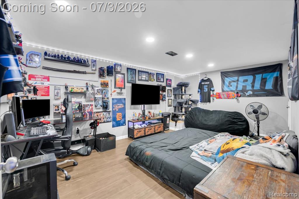 6514 Luanne Drive, Flushing, MI 48433 — Photo 21