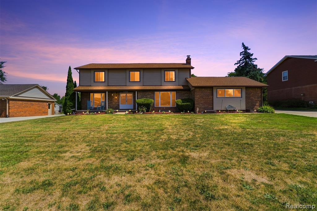12911 Croftshire Drive, Grand Blanc, MI 48439