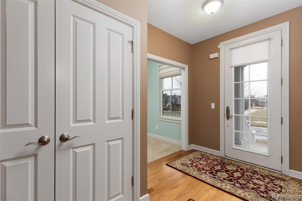 724 Constitution Street, Canton, MI 48188 — Photo 4