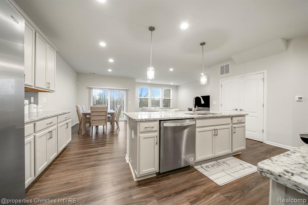43580 PROSPECT, Novi, MI — Photo 8