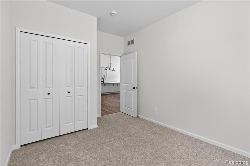 7460 Village Court, Davisburg, MI 48350 — Photo 28