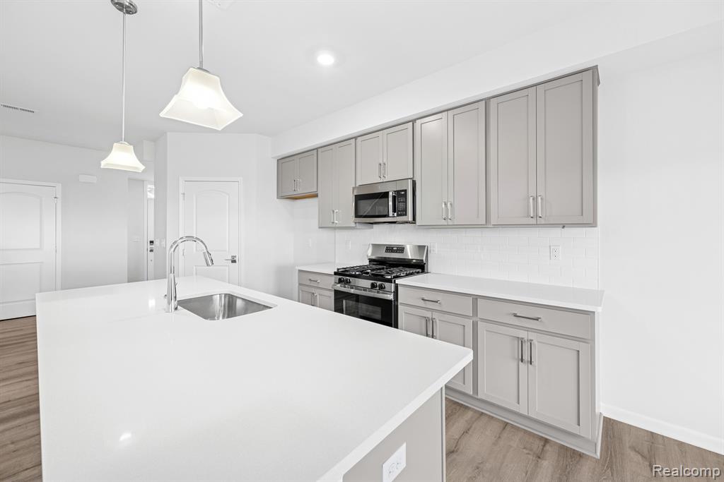1302 Salt Springs Drive, Saline, MI 48176 — Photo 4