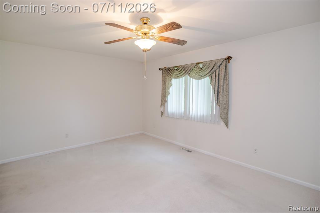 45630 White Oak Drive, Utica, MI 48315 — Photo 17