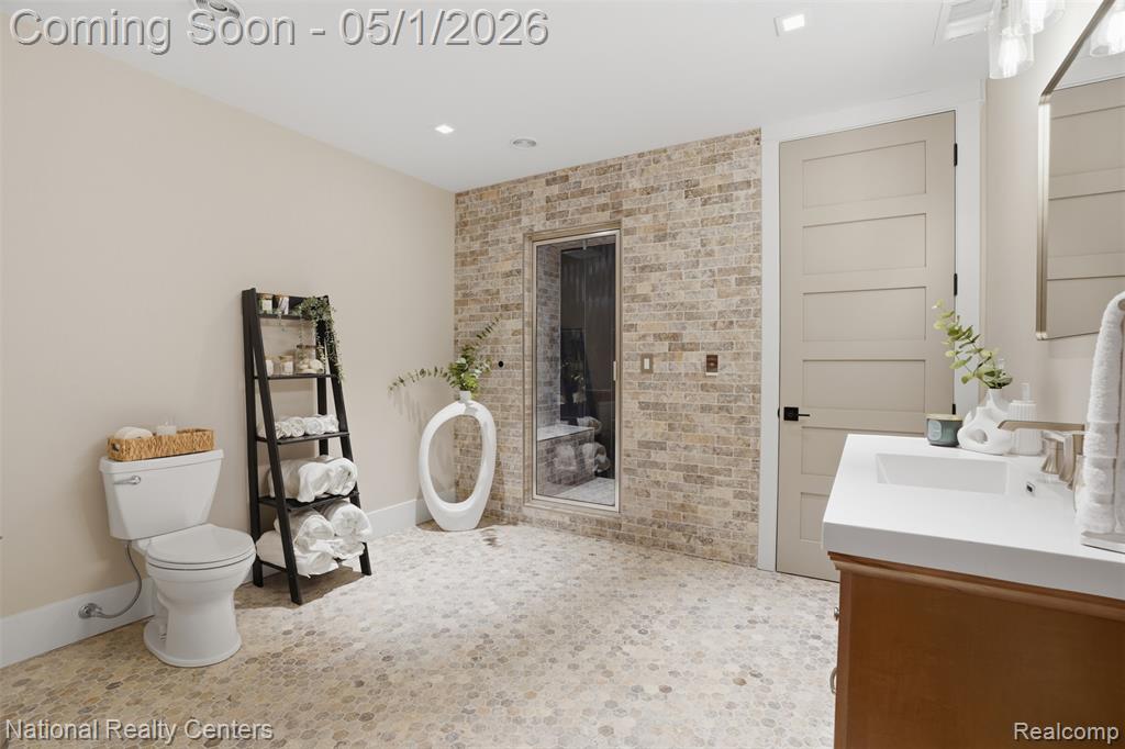 2947 7 Mile Road, South Lyon, MI 48178 — Photo 42