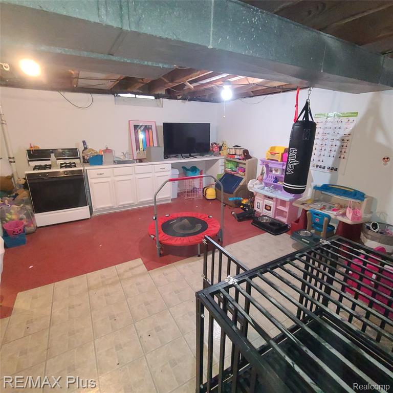 698 Shenandoah Drive, Clawson, MI — Photo 34