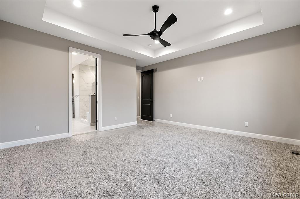 2280 Heidi Drive, Oxford, MI 48370 — Photo 27