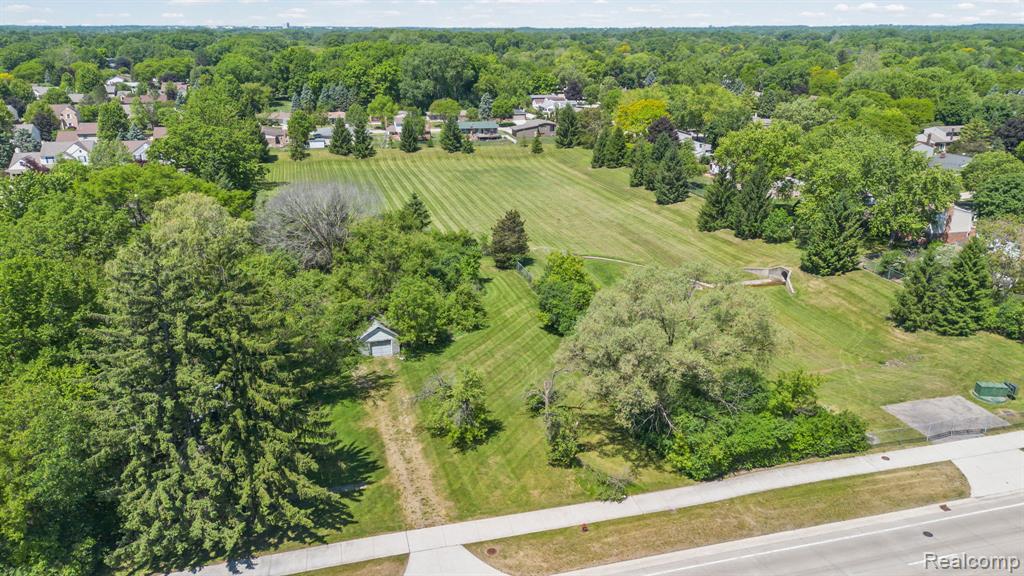 42021 Dequindre Road, Troy, MI 48085 — Photo 9