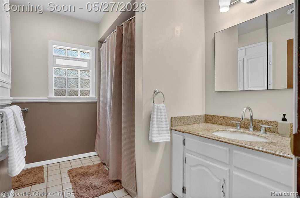9696 Elizabeth Lake Road, White Lake, MI — Photo 25