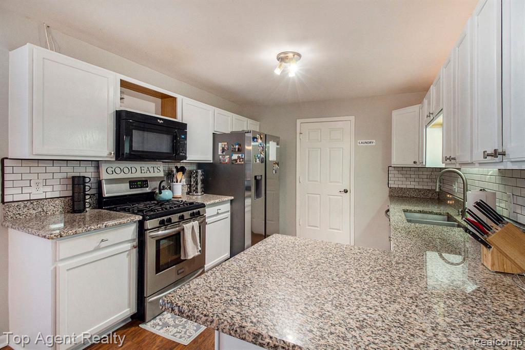 3336 KNEELAND Circle, Howell, MI 48843 — Photo 11