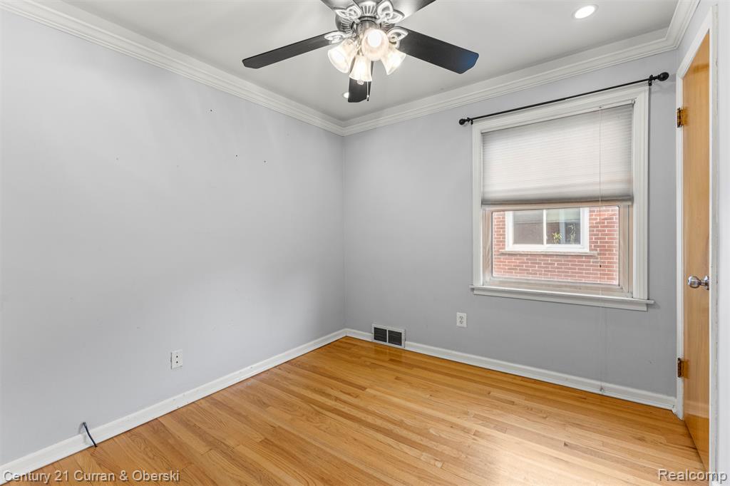 9299 Becker Avenue, Allen Park, MI 48101 — Photo 19