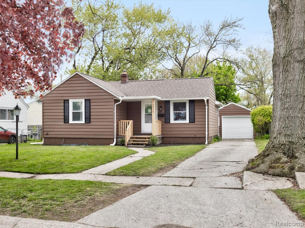 2846 Cooper Avenue, Port Huron, MI 48060 — front exterior