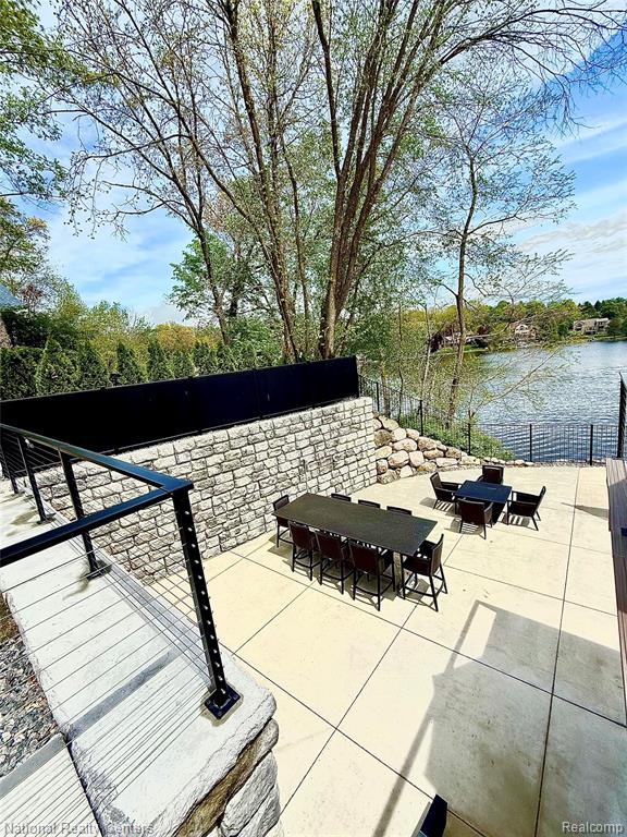 7050 Lake Shannon Court, Fenton, MI 48430 — Photo 53