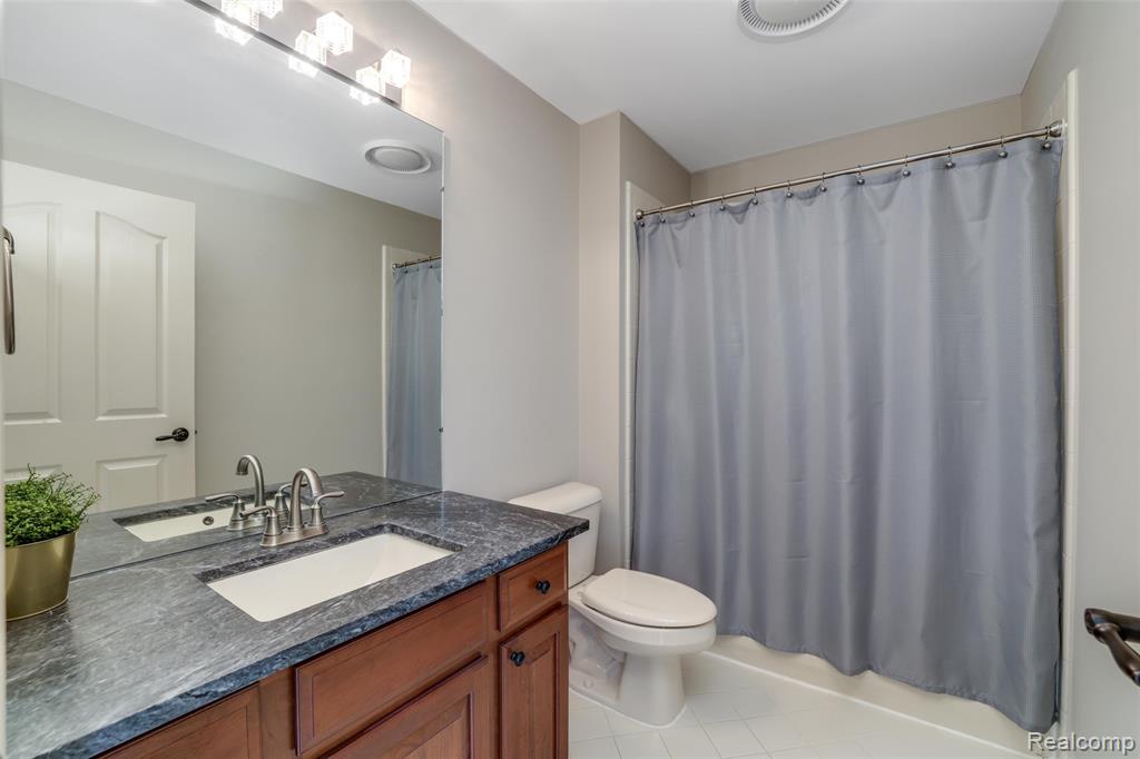 17590 White Pine Court, Northville, MI 48168 — Photo 32