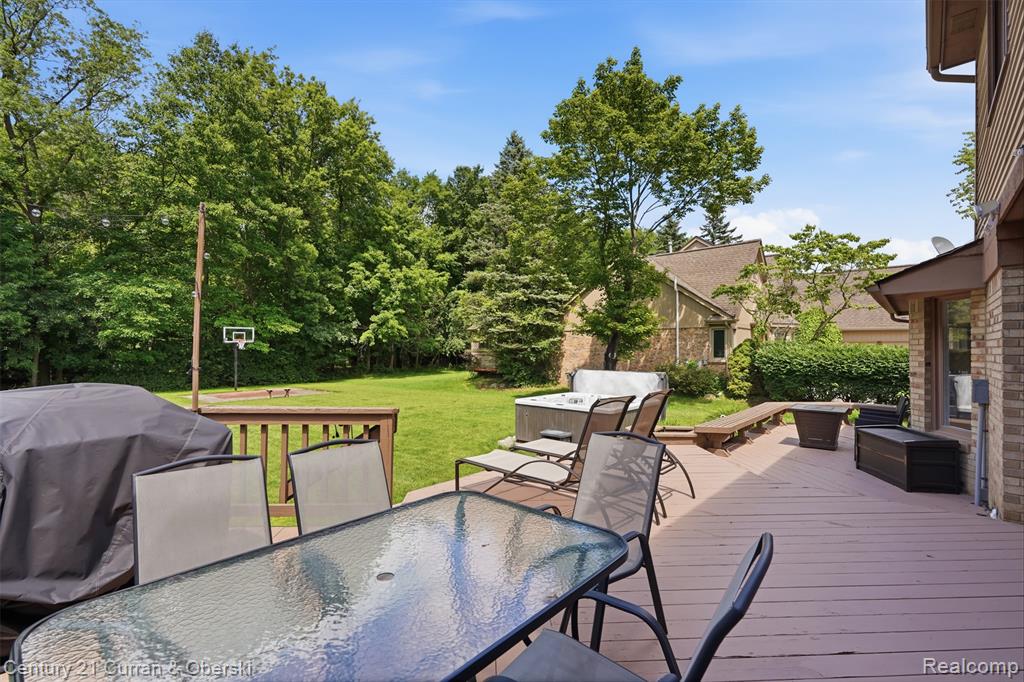 47008 Cider Mill Drive, Novi, MI — Photo 53