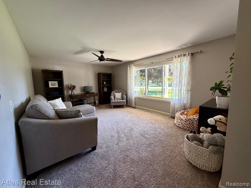 5337 Wakefield Road, Grand Blanc, MI 48439 — Photo 10
