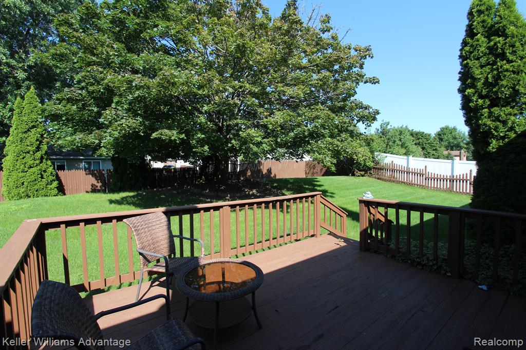 24297 Simmons Drive, Novi, MI — Photo 27