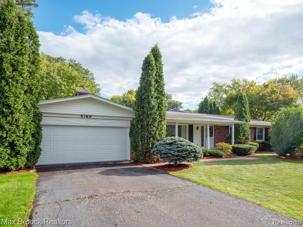 6769 Heather Heath, West Bloomfield, MI — Photo 5