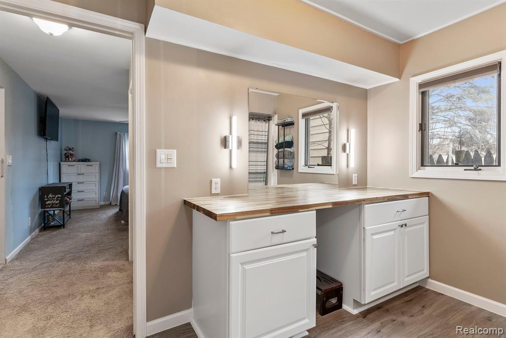 6086 N CROWN Street, Westland, MI — Photo 28