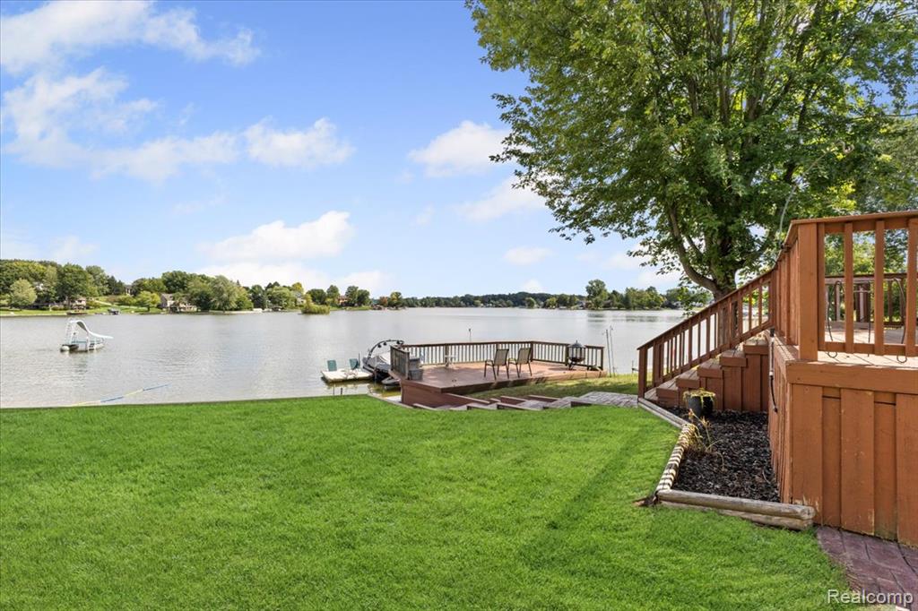 8437 WOODLAND SHORE Drive, Brighton, MI 48114 — Photo 62